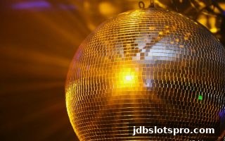 jdb电子游戏官网深度剖析：街机彩票中的随机投注与固定投注，哪个更适合你？