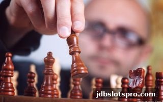 残局决胜关键：jdb电子游戏官网带你掌握国际象棋残局解法与技巧