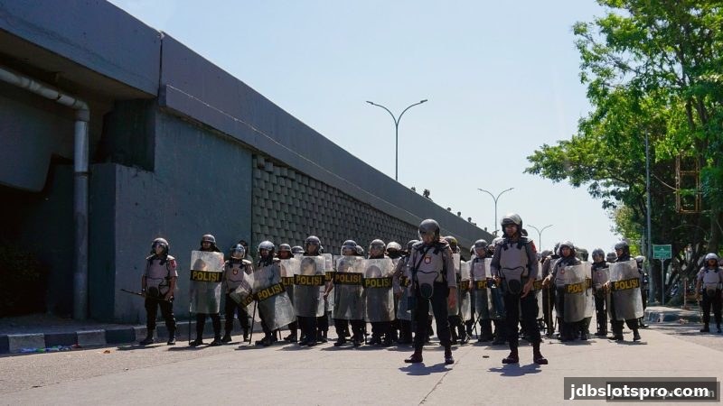 选对平台才能远离跑路风险：从jdb电子游戏官网看经典识别与维权策略